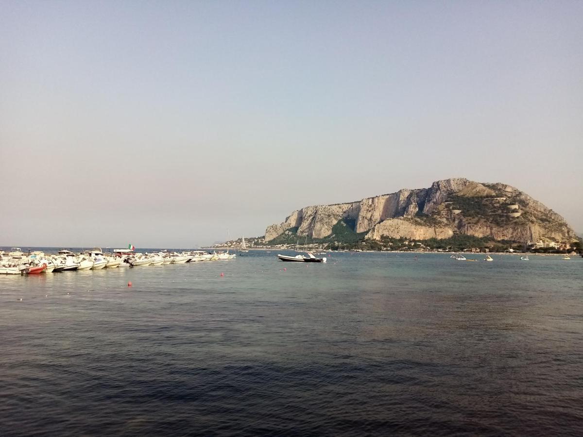 Casa Rosamarina Leilighet Mondello Eksteriør bilde